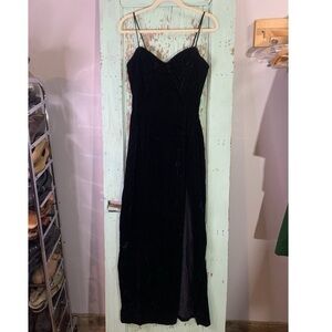 Women’s L.A. Glo black velvet dress with a v-neckline and spaghetti straps